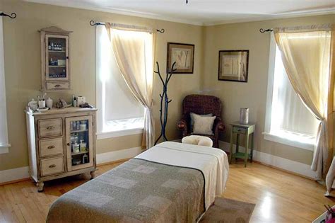Evergreen Wellness Facilities Massage Room Massage Therapy Rooms Massage Room Decor