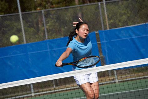 When Should You Approach The Net To Hit A Tennis Volley? — Tennis