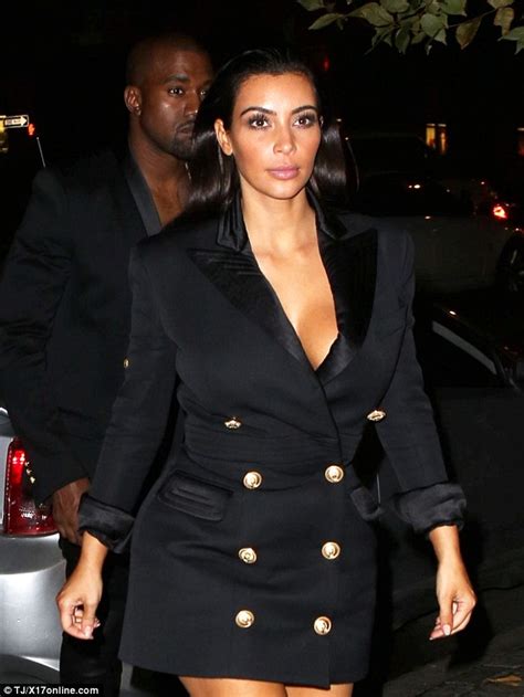 Kim Kardashian Bares Her Cleavage With Kanye West On Date In Nyc