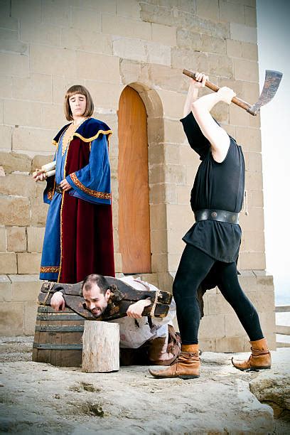 340 Medieval Execution Photos Stock Photos Pictures And Royalty Free