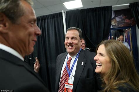 Getty andrew cuomo with his former girlfriend sandra lee (l) and ex wife kerry kennedy (r) new york governor andrew cuomo has taken center stage in the national coronavirus crisis, due to new york. Hillary Clinton and Donald Trump ditch reporters to travel ...