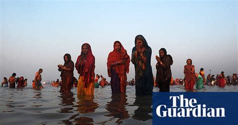 Pilgrims At The Ganges In Pictures World News The Guardian