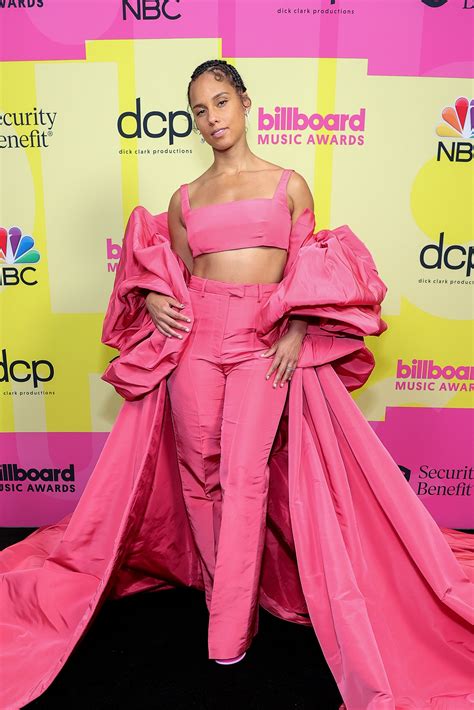 The Billboard Music Awards 2021 Red Carpet: The Best Dressed Outfits & Looks | Glamour
