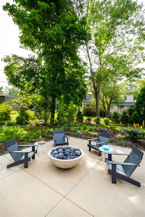 We did not find results for: Mid century Vibe Fire Pit Patio - Bayside - Contemporary ...