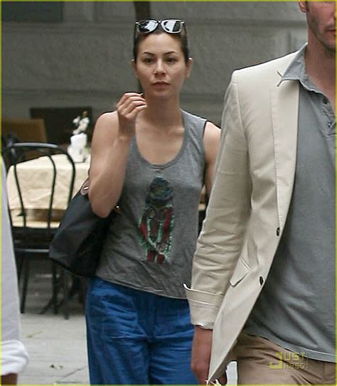 Keanu Reeves I Love Me Some China Chow Photo 1208331 Photos Just Jared Celebrity News And