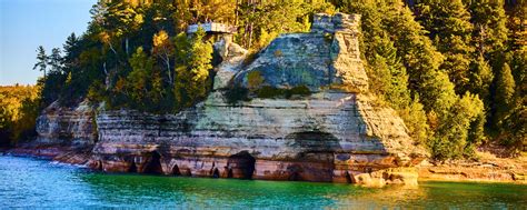 Explore The Best Things To Do On The Great Lakes In Michigan