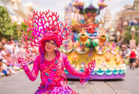 Festival Of Fantasy Parade Viewing Tips And Info Disney Tourist Blog