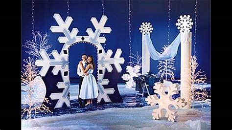 Tuck blue and white twinkle lights under snow blankets. Ideas for Winter themed decorations - YouTube