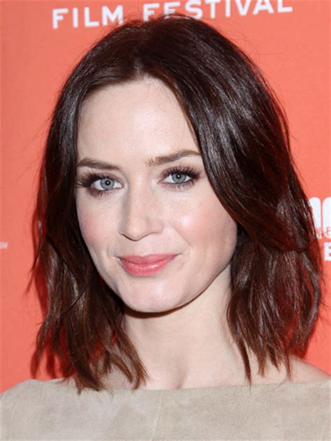 Get inspired for your next cut with these gorgeous celebrity looks. Short Hairstyles For Oval Faces 2020 Over 40, 50 years ...