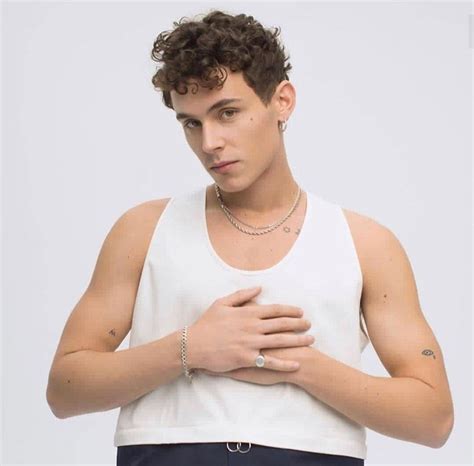 Pictures and videos of aron. Aron Piper on Twitter in 2020 | Piper, Celebrity crush ...