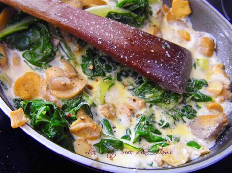 Poêlée de feuilles de côtes de blette au champignons et à la crème