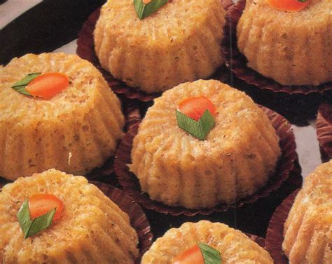 Ini adalah bolu 20 versi 2 dengan bahan yang lebih sederhana daripada bolu yang saya buat sebelumnya. ominkedy: RESEP KUE BOLU CUP CAKE PISANG