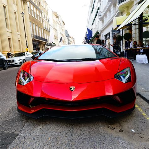 Mewarnai mobil lamborghini kumpulan gambar mewarnai kumpulan. Gambar Mobil Lambor Ghini Aventador | Modifotto