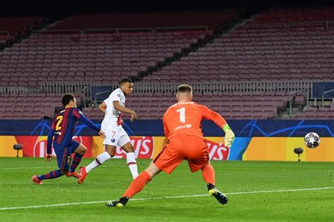 ^ psg's blind panic vs barca revealed by shocking passing stat. Kết quả Barca vs PSG: Mbappe đánh sập Nou Camp - VietNamNet