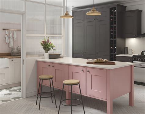 See more ideas about pink kitchen, pink kitchen designs, vintage house. 51 Inspirational Pink Kitchens With Tips & Accessories To ...