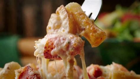 Olive Garden Oven Baked Pastas Tv Commercial Holiday
