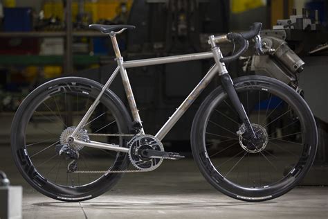 Moots Vamoots RCS: US brand launches all-new titanium bike that can do ...