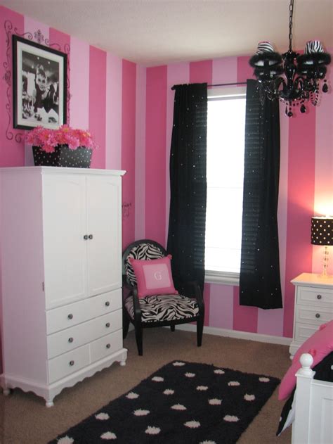 Pin on for the home. Fun zebra chair! Did get new floor length curtains. Will ...