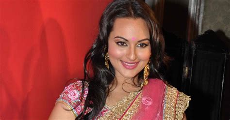 Sonakshi Sinha In Pink Saree With Long Hair Stills Latest Indian Hollywood Movies Updates