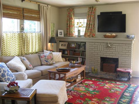 There are two main types of dining rooms: a walk through: Made-em-myself Curtains