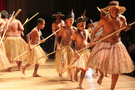 Teatro Municipal Recebe Apresentação De Danças Indígenas Com Aldeias De Avaí E Arco Íris