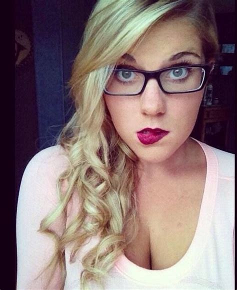 Blonde Wglasses Girls With Glasses Nerd Glasses Beautiful