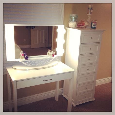Shop our affordable mirrors and desk made here in the usa. Makeup desk for a small area - desk from Target - drawers ...