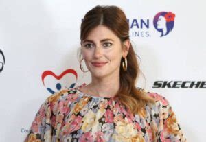 Diora Baird Measurements Bio Age Height Net Worth And Family