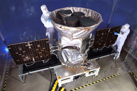 Nasas Tess Satellite Spots ‘missing Link Exoplanets The New York Times