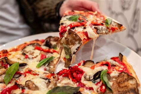 Review Inch Pizza Melbourne Cbd Suzie Scribbles