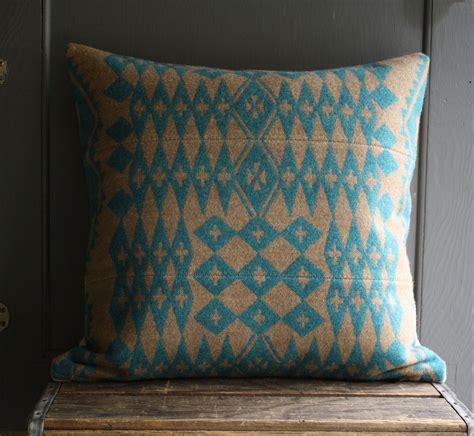 We create quality products that embody craftsmanship, enrich lives, and connect generations. Handmade pendleton wool pillow cover | Wool pillows ...