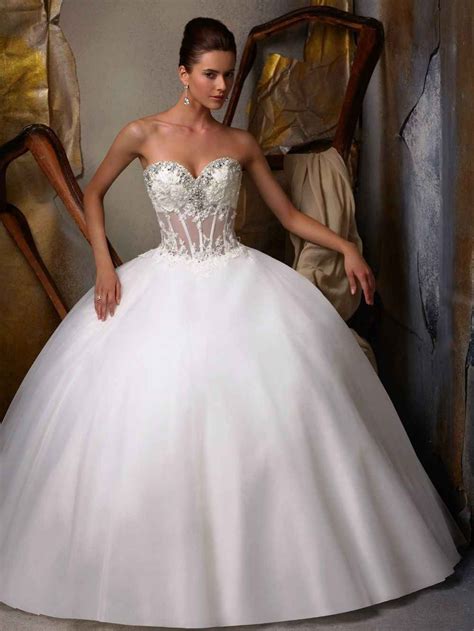 Huge Ball Gown Wedding Dresses With Crystals How To Choose The Best