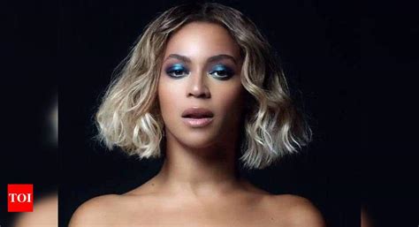 Beyonce S Pregnancy News Breaks Selena S Instagram Record English Movie News Times Of India