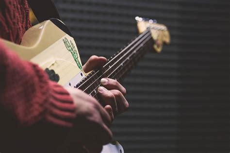 The good news is you can also download a metronome app for your smartphone. 10 Best 10 Metronomes in 2021 Buying Guide - Music Critic