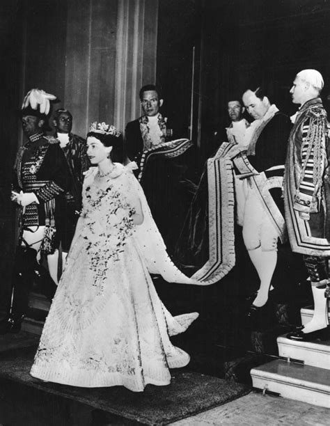 The Royal Order Of Sartorial Splendor Flashback Friday The Queens