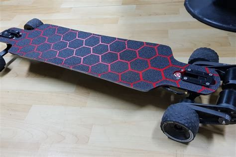 Most diy electric skateboards come from you, a screwdriver, and a kit with all the necessary parts in it. DIY Kit to Build Your Own Electric Skateboard | Man of Many