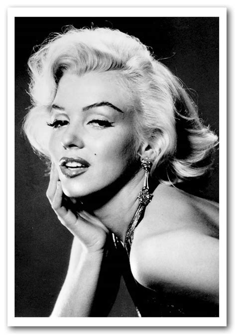 4.7 out of 5 stars. Marilyn Monroe Beauty People Framed Art Giclee Art Print