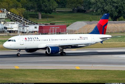 Airbus A320 211 Delta Air Lines Aviation Photo 2417638