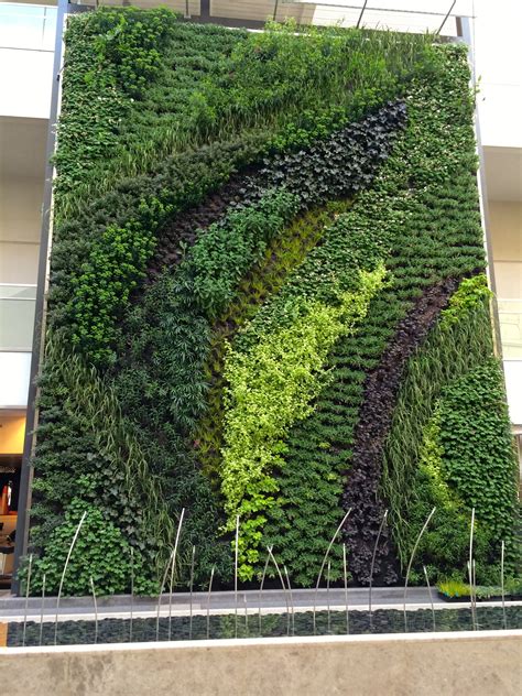 Free Vertical Garden Green Wall Detail Pictures