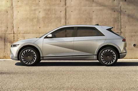 Hyundai's next electric car, the 2022 ioniq 5, is like the 1980s on wheels. Officieel: nieuwe Hyundai Ioniq 5 (2021) - nieuws Autotijd.be