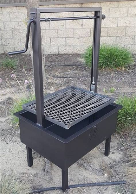 Santa Maria Grill In Action Fire Pit Cooking Fire Pit Nqmcadvl