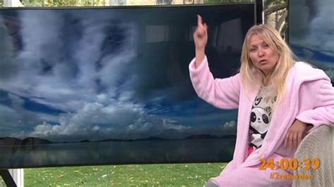 weather forecaster breaks endurance record on norwegian tv cbbc newsround
