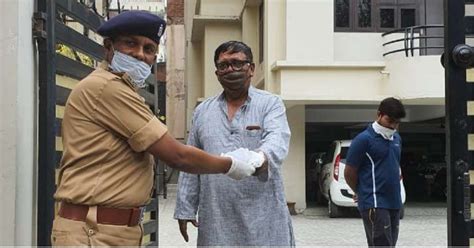 Allahabad hc orders lockdown in prayagraj, lucknow, varanasi, kanpur nagar, and on monday directed the uttar pradesh authorities to impose lockdown in prayagraj, lucknow. Coronavirus lockdown: Lucknow Police cop earns plaudits ...