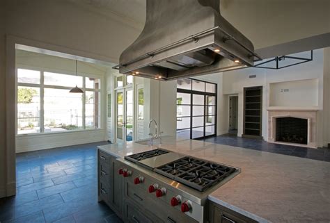Range Hood Smaller Than Cooktop Factors To Consider Miss Vickie