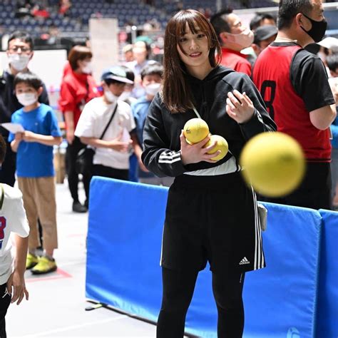 長崎望未さんのインスタグラム写真 長崎望未instagram「 めちゃ楽しそうな顔してる🥰 Bリーグ初観戦楽しかったな🏀🫶🏻 写真