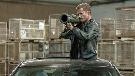 Til schweiger ist ein schauspieler. Til Schweiger setzt Schnuffi-Post auf Facebook durch | W&V