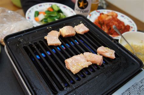 Www.amazon.co.jp/dp/4594613705 ★今回のレシピはこちら↓ ー 【レンジ油そば】 焼きそば用中華麺 一玉(約150グラム) たまご 一個 焼肉のたれ 大さじ1弱 しょうゆ 大さじ1弱. 家 焼肉 油はね 対策 - HTFYL