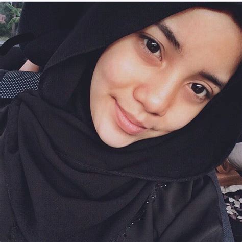 Kenderaan berat ikut kiri, pusaka, aku haus darah mu, juvana 2 10 kostenlose filme mit farhanna qismina. Farhanna Qismina Berhijab Muslimah | Azhan.co