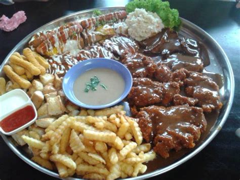 Kamu juga bisa memilih beragam bahan pangan yang sehat sekaligus mengenyangkan. Tempat makan sedap di Sungai Petani, Kedah | Percutian Bajet
