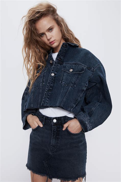 oversize cropped denim jacket zara united kingdom in 2020 abgeschnittene jeansjacke jacken